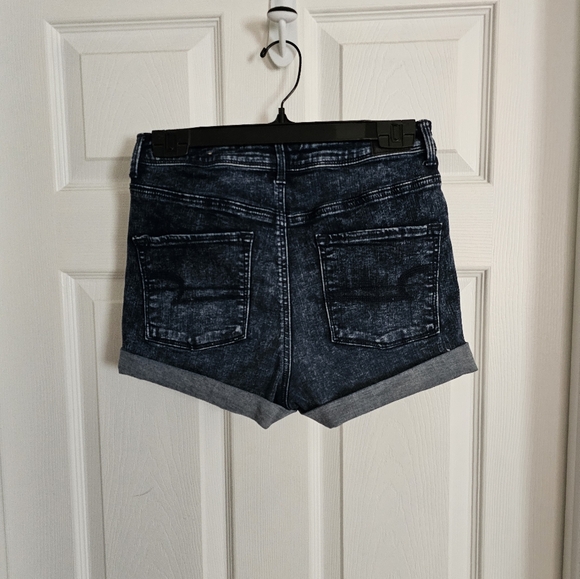 American Eagle Super Stretch Hi-Rise Jean Shorts - Picture 4 of 4